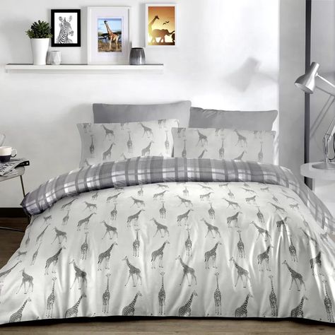 Carbaugh Golden Plain Giraffe Duvet Carbaugh Golden Plain Giraffe Duvet