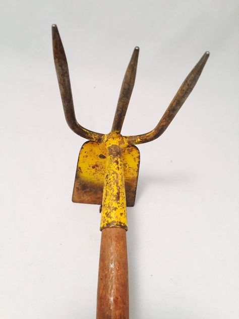 Garden Hoe Cultivator Primitive Rustic Wooden Handle Garden Tool