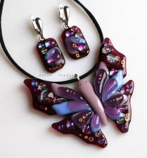 SNOWFLAKE Large BLUE and PURPLE on Silver Suncatcher Sun Catcher Winter Crystal 4234