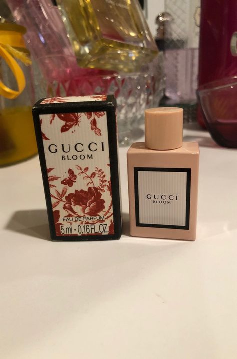640 Ideas De Colonias En 2021 Perfume Fragancia Perfume De Mujer