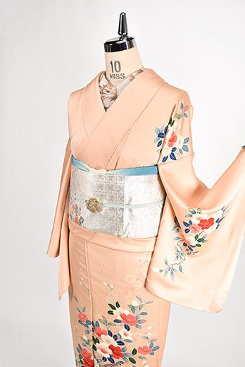 一斤染薄紅色に山桜花椿に小鳥羽を休める正絹付下げ袷着物 アンティーク着物 リサイクル着物のオンラインショップ 姉妹屋 着物 着物 着方 アンティーク着物 一斤染薄紅色に山桜花椿に小鳥羽を休める正絹付下げ袷着物 アンティーク着物 リサイクル着物のオンラインショップ 姉妹屋 着物 着物 着方 アンティーク着物