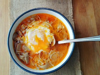 Sopa de fideos express de champiñon y huevo escalfado | Sopa Sopa de fideos express de champiñon y huevo escalfado