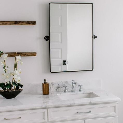 Vintage Rounded Rectangular Pivot Mirror in 2020 | Classic ...