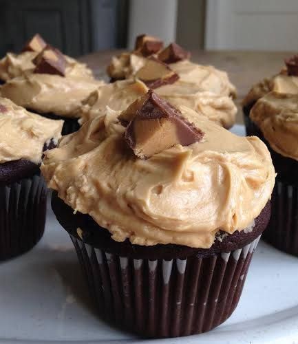 Ina Garten Cupcakes 12) reese witherspoon: kinda strange looking, bulldog underbite Ina Garten Cupcakes 12) reese witherspoon: kinda strange looking, bulldog underbite