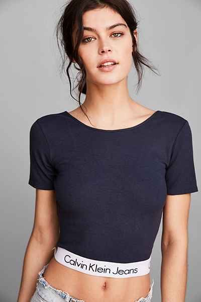 Calvin Klein X UO Flyaway Hoodie Sweatshirt Urban Calvin Klein X UO Flyaway Hoodie Sweatshirt Urban