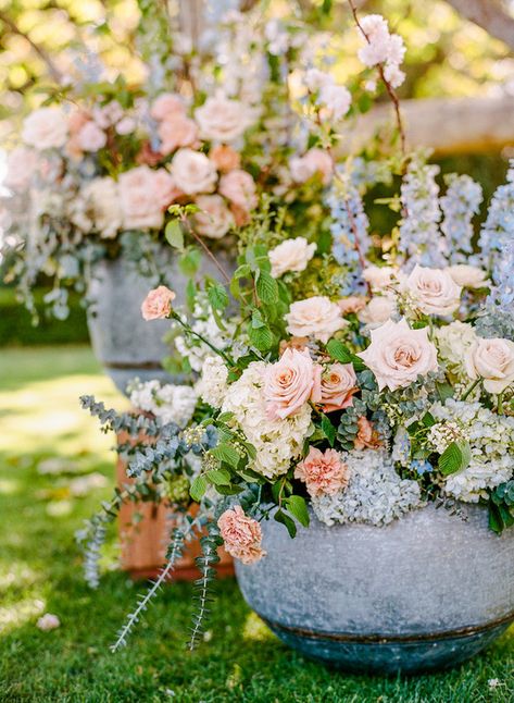 650 Large Floral Arrangements Ideas In 2021 Floral Arrangements Large Floral Arrangements Flower Arrangements