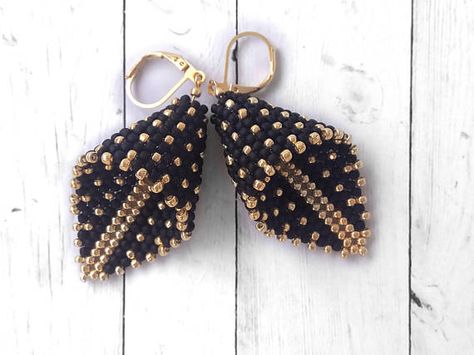 Black Gold Beadwork Earrings Calla Lily Dot Black Gold Beadwork Earrings Calla Lily Dot