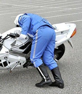 Close Up 男性警察官 白バイ 警察官 Close Up 男性警察官 白バイ 警察官