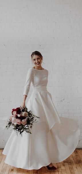 Long Sleeves Hi Low Ivory V Back Simple Wedding Dresses Wd0291