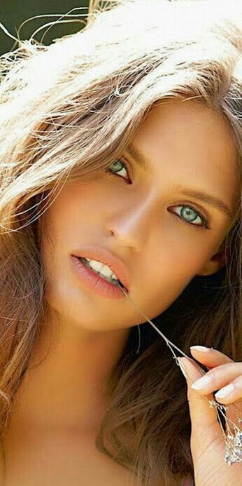 Siniset silmät dating