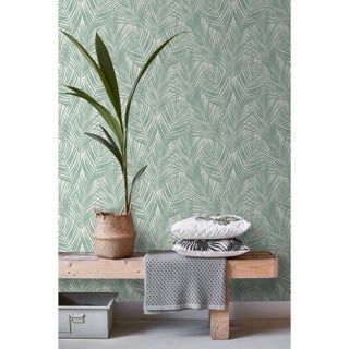 papier peint intisse jungle fever feuilles palmier vert menthe au meilleur prix en stock livraison rap papier peint papier peint feuilles papier peint vert