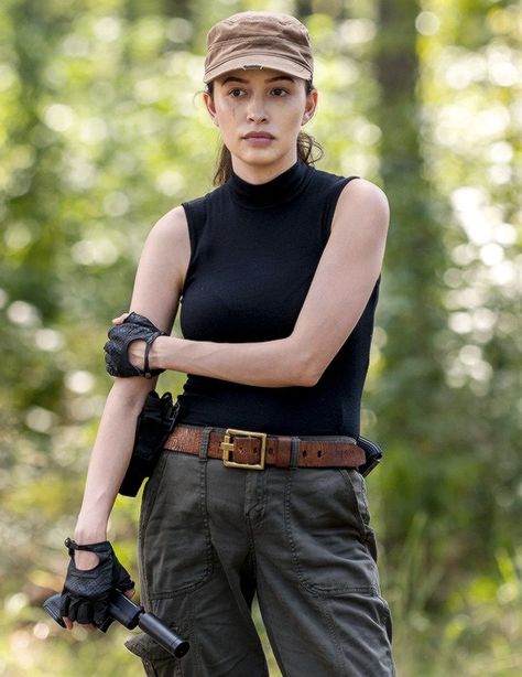 Rosita Espinosa In The Walking Dead Season 8 Episode 12 The Key Rosita The Walking Dead The Walking Dead Series E Filmes