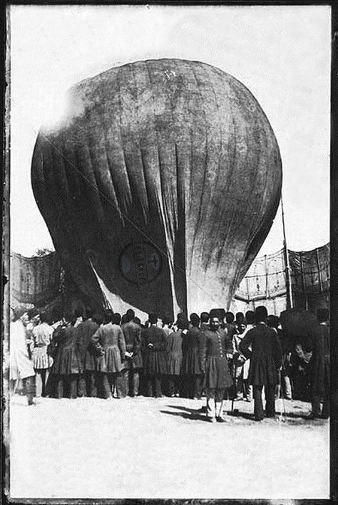 Henri Giffard GRAND BALLOON BEFORE ASCENT 1878 vintage art poster Paris 24X36