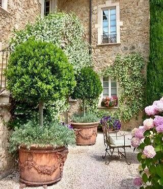 The Visual Vamp | Small courtyard gardens, Cottage garden, Tuscan garden