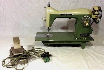 Old Vintage New Home Sewing Machine Model Number 170 J A2 Vintage Sewing Machines Sewing Machine Sewing