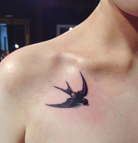 Bird Cage Tattoo Chest Tattoo Sparrow Tattoo Woman Chest Piece Tattoo Rio Vandivier Tattoo Neotraditional Tattoo Cage Tattoos Birdcage Tattoo Tattoos For Women