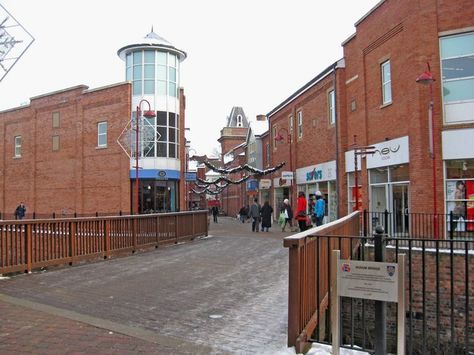 Husum Bridge Weavers Wharf By P L Chadwick Via Geograph Street