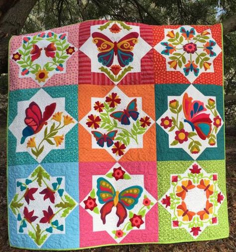 Hat Creek Quilts On Instagram A Few Years Ago I Made A Wool Applique Quilt And Called It Campania After My Wool Applique Quilts Applique Quilts Wool Applique