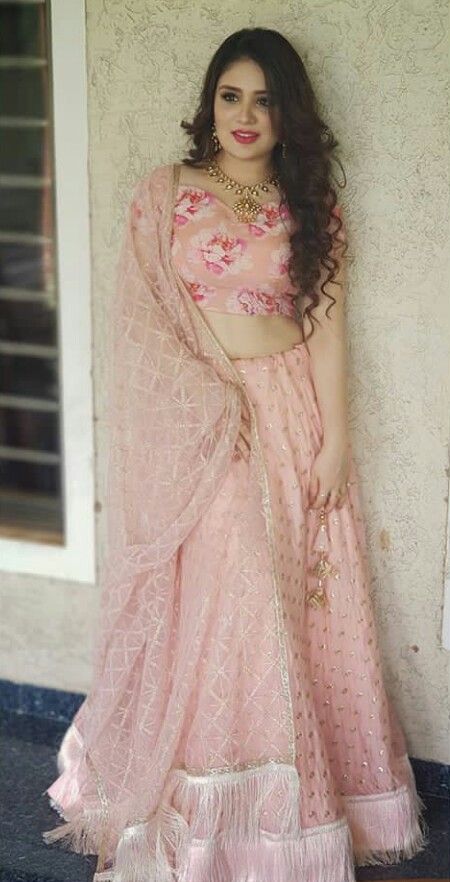 Manidrehar Indian Wedding Dress Indian Gowns Lehnga Designs