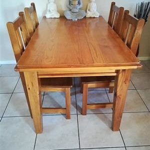 Dining Room Table For Sale Port Elizabeth With Images Dining