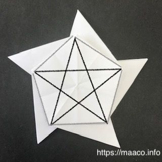 折り紙の星の折り方1枚の紙を五角形にしてから作る作り方2 折り紙 星 五角形 折り紙 折り紙の星の折り方1枚の紙を五角形にしてから作る作り方2 折り紙 星 五角形 折り紙