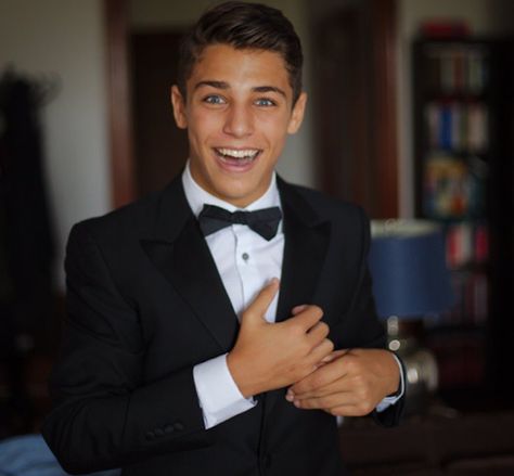 Tanner zagarino dating
