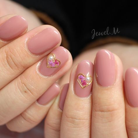 Yonago Nail Artist 米子 ネイルサロンさんはinstagramを利用してい Yonago Nail Artist 米子 ネイルサロンさんはinstagramを利用してい