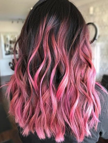 Red Hair With Hot Pink Peekaboo Highlights Red Hair With Pink Highlights Pink Peekaboo Highlights Natural Red Hair