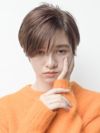 斜め前髪 前髪アレンジが万能 伸ばしかけも短い前髪でも簡単 Bangs バングス 斜め前髪 フレンチボブ ショートヘア 斜め前髪 前髪アレンジが万能 伸ばしかけも短い前髪でも簡単 Bangs バングス 斜め前髪 フレンチボブ ショートヘア