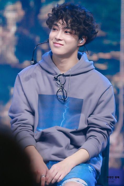 dawon lee sanghyuk sf9 com imagens rowoon dawon sf9 amor e dawon lee sanghyuk sf9 com imagens rowoon dawon sf9 amor e