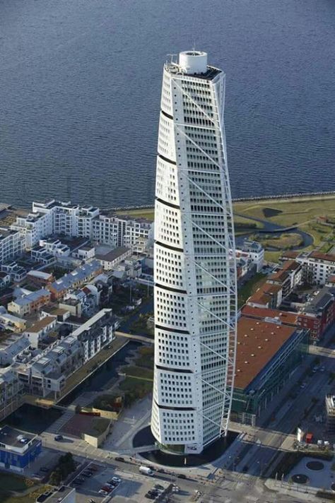London’s new ‘Tulip’ skyscraper looks like ‘a giant sperm’ 6b75babf21dee88508674474f7a1a3d7--architectural-engineering-building-design