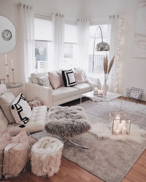 15 Trucchi Per Una Stanza Piu Grande Pin Di Hana Su Modern Decor Appartamento Soggiorno Design Per Il Soggiorno Interni Casa