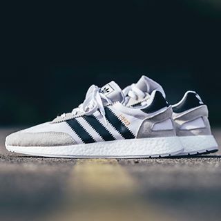 adidas iniki blanche et noire adidas iniki blanche et noire