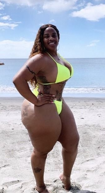 Black Women With Thick Thighs