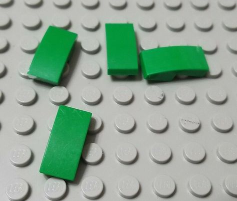 New LEGO Lot of 4 Green 2x1 Curved Slope Pieces