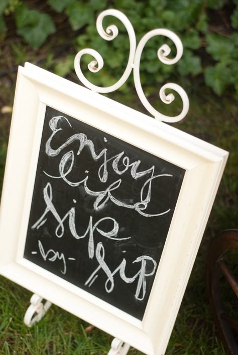 Vpang 20 Pcs Mini Wooden Chalkboard Clips Message Board Sign Blackboard for Wedding Party Table Decorations Cloud