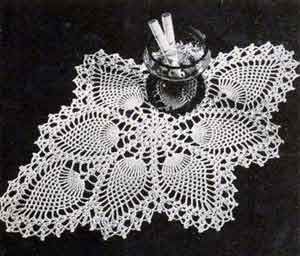 Vintage Crochet Centerpiece 8 Pineapple Doily PATTERN ONLY Vintage Crochet Centerpiece 8 Pineapple Doily PATTERN ONLY