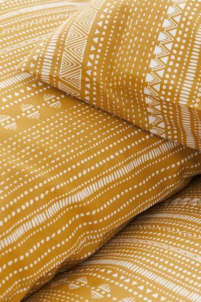 Dotted Duvet Cover Set Mustard Yellow White Dotted Home All H M Ca Duvet Covers Yellow Duvet Cover Sets Yellow Bedding