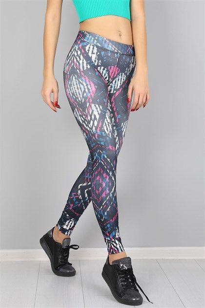 Dijital Baskili Bayan Tayt 157b 26 95 Tl Trend Giysen Taytlar Trendler Moda Stilleri