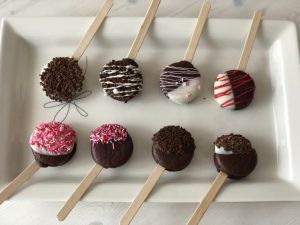 おかし おしゃれまとめの人気アイデア Pinterest Naho チョコ 手作り ケーキポップ オレオポップス おかし おしゃれまとめの人気アイデア Pinterest Naho チョコ 手作り ケーキポップ オレオポップス