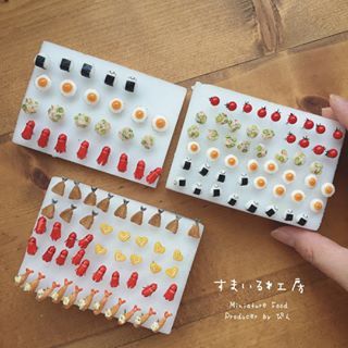 Bento Pierce 弁当ピアス とピンバッジを 金具にくっつける作業中 イヤリングに行こうとしたら専用のボンドがなくなってしまいました ỏ ᵒᵐᵍ ᵎᵎᵎ ひとまず置いておいて次の作業へ移ります٩ W ว ミニチュア ミニチュアフード ハンドメイド Bento Pierce 弁当ピアス とピンバッジを 金具にくっつける作業中 イヤリングに行こうとしたら専用のボンドがなくなってしまいました ỏ ᵒᵐᵍ ᵎᵎᵎ ひとまず置いておいて次の作業へ移ります٩ W ว ミニチュア ミニチュアフード ハンドメイド