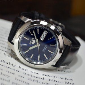 セイコー 逆輸入 セイコー5 メンズ 自動巻き 腕時計 海外モデル Seiko5 ネイビー文字盤 ブラックレザーベルト Snke51k1 m003as 在庫なくなり次第終了 腕時計 自動巻き腕時計 レザーベルト セイコー 逆輸入 セイコー5 メンズ 自動巻き 腕時計 海外モデル Seiko5 ネイビー文字盤 ブラックレザーベルト Snke51k1 m003as 在庫なくなり次第終了 腕時計 自動巻き腕時計 レザーベルト
