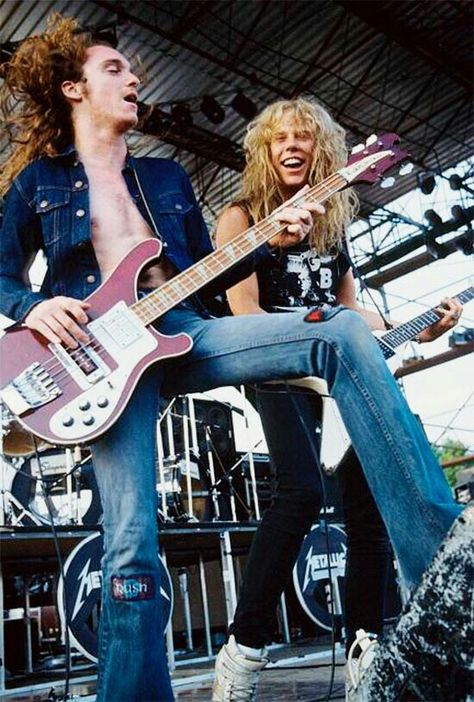 Metallica. Furia, sonido y velocidad - Página 6 860b2f12392dca396895fce2e1a1f021