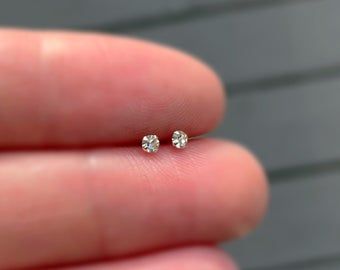20G REAL SOLID 925 STERLING SILVER 2MM RUBY RED CZ NOSE BALL END STUD PIN BONE 20G REAL SOLID 925 STERLING SILVER 2MM RUBY RED CZ NOSE BALL END STUD PIN BONE