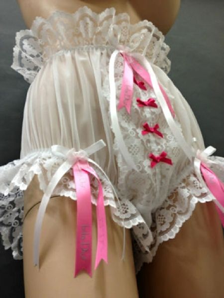that crotchless no pantie pantiehose under upskirt similar it