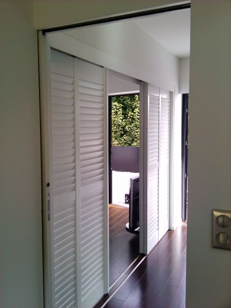 LEROY MERLIN - Comment installer des portes de placards pliantes - comment poser des portes de placard LEROY MERLIN - Comment installer des portes de placards pliantes - comment poser des portes de placard