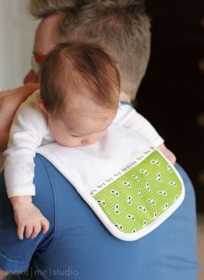 授乳後に肩に乗せる ゲップ布 の手作り お友達への出産祝いにもぴったり Crasia クラシア Baby Sewing Burp Cloths Diy Baby Sewing Projects 授乳後に肩に乗せる ゲップ布 の手作り お友達への出産祝いにもぴったり Crasia クラシア Baby Sewing Burp Cloths Diy Baby Sewing Projects