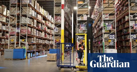 It Was Like A Public Execution American Retail Workers Face Mass