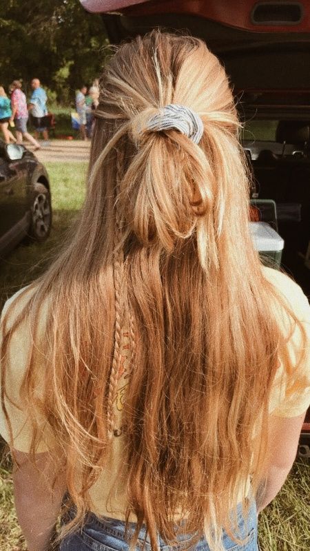 Follow Gavia Boyden For More Insta Gavia Scrunchie Hairstyles Hair Looks Hair Inspo