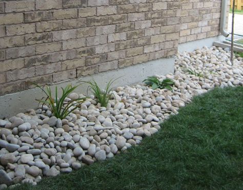 Rocks Around House Gardening River Rock Landscaping Rocks Around House Gardening River Rock Landscaping